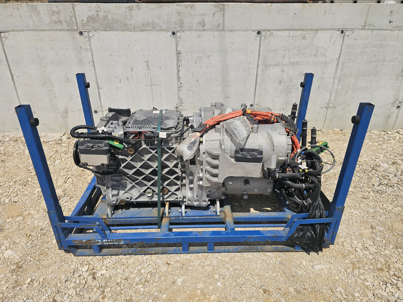 VOLVO FH FM ELECTRIC NEM 3 DRIVETRAIN / EPT2412 / 2400NM - מנוע: תמונה 1 VOLVO FH FM ELECTRIC NEM 3 DRIVETRAIN / EPT2412 / 2400NM - מנוע: תמונה 1