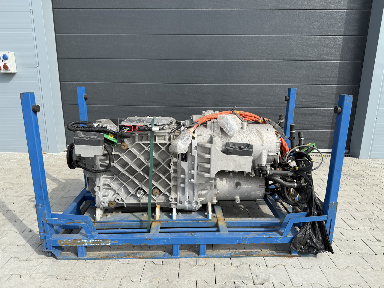 VOLVO FH FM FMX ELECTRIC / MOTOR + GEARBOX / EPT2412 / COMPLETE - מנוע: תמונה 1 VOLVO FH FM FMX ELECTRIC / MOTOR + GEARBOX / EPT2412 / COMPLETE - מנוע: תמונה 1
