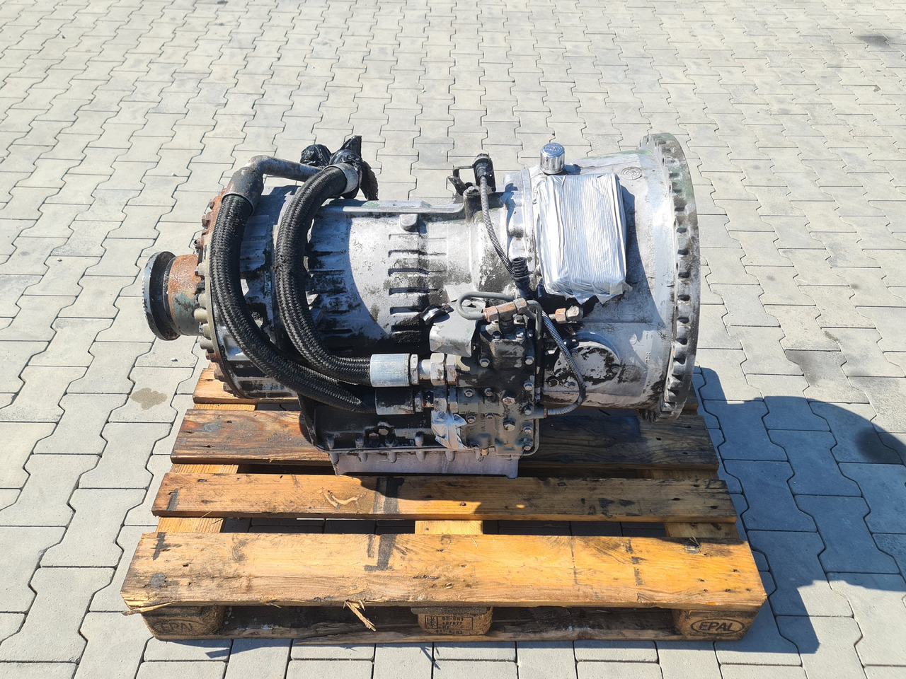 VOLVO FH FM / GEARBOX / VT1906PT / POWERTRONIC / WORLDWIDE DELIVERY - תיבת הילוכים: תמונה 1 VOLVO FH FM / GEARBOX / VT1906PT / POWERTRONIC / WORLDWIDE DELIVERY - תיבת הילוכים: תמונה 1