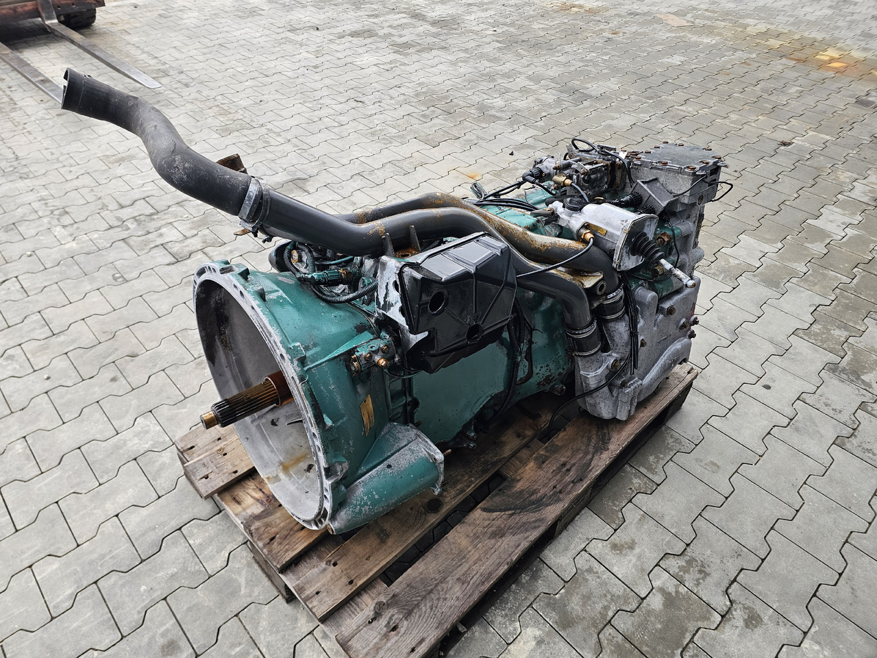 VOLVO FH13 FH16 / GEARBOX / RETARDER / VTO2814B / MANUAL / WORLDWIDE DELIVERY - תיבת הילוכים: תמונה 4 VOLVO FH13 FH16 / GEARBOX / RETARDER / VTO2814B / MANUAL / WORLDWIDE DELIVERY - תיבת הילוכים: תמונה 4