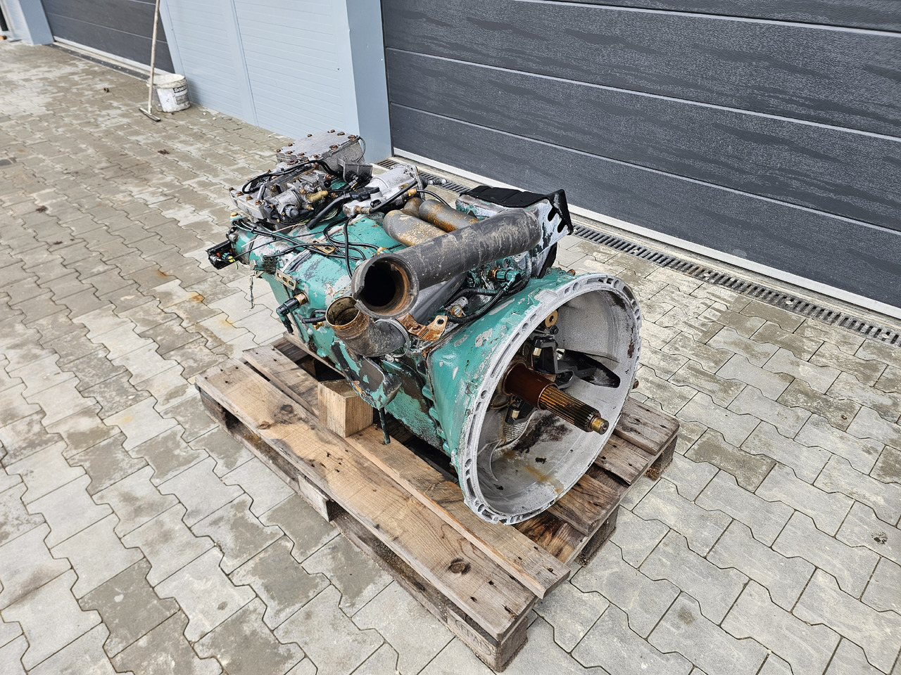 VOLVO FH13 FH16 / GEARBOX / RETARDER / VTO2814B / MANUAL / WORLDWIDE DELIVERY - תיבת הילוכים: תמונה 3 VOLVO FH13 FH16 / GEARBOX / RETARDER / VTO2814B / MANUAL / WORLDWIDE DELIVERY - תיבת הילוכים: תמונה 3