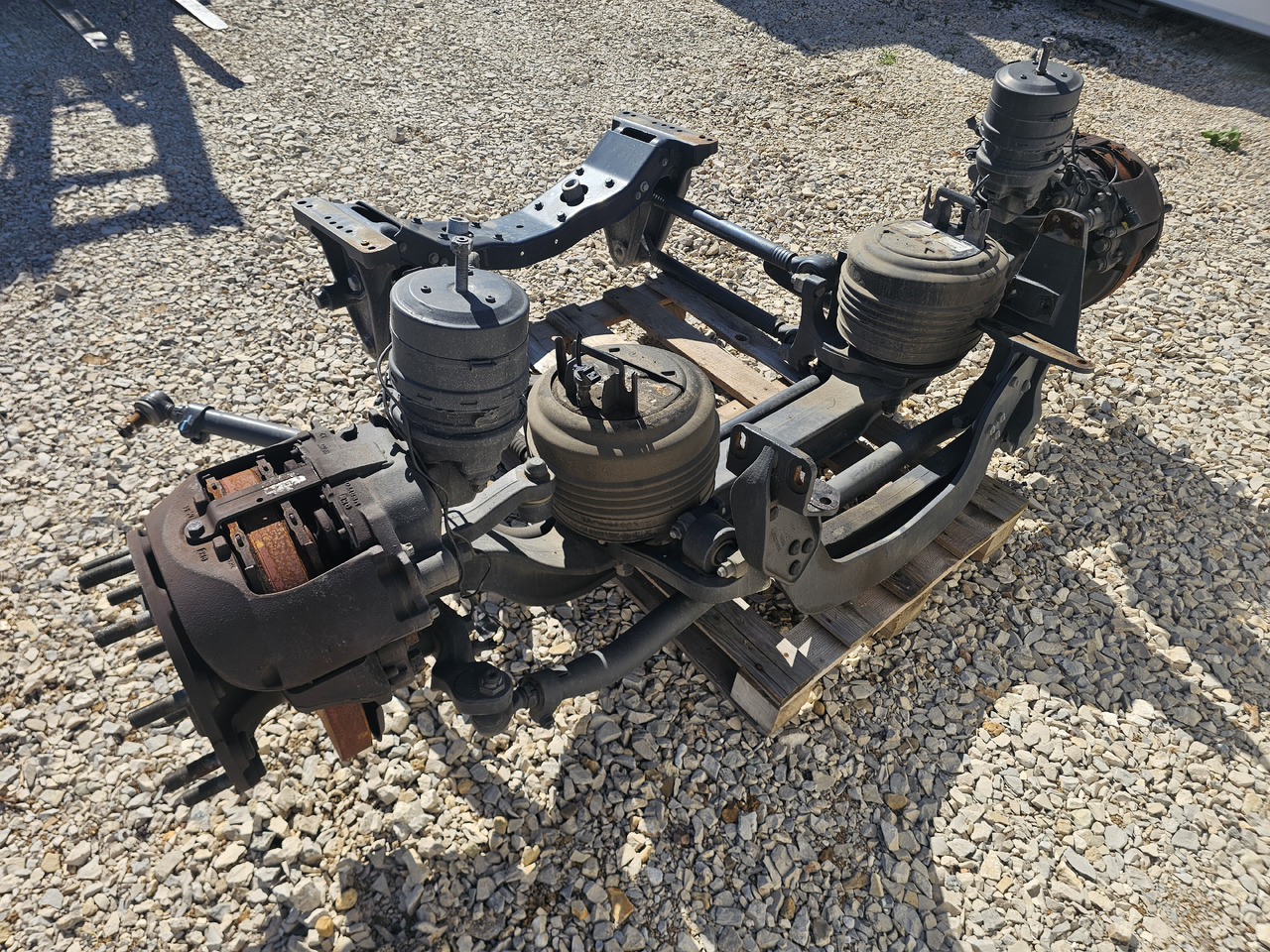 VOLVO FH5 FM5 / FRONT AIR SUNSPENSION - סרן קדמי: תמונה 5 VOLVO FH5 FM5 / FRONT AIR SUNSPENSION - סרן קדמי: תמונה 5