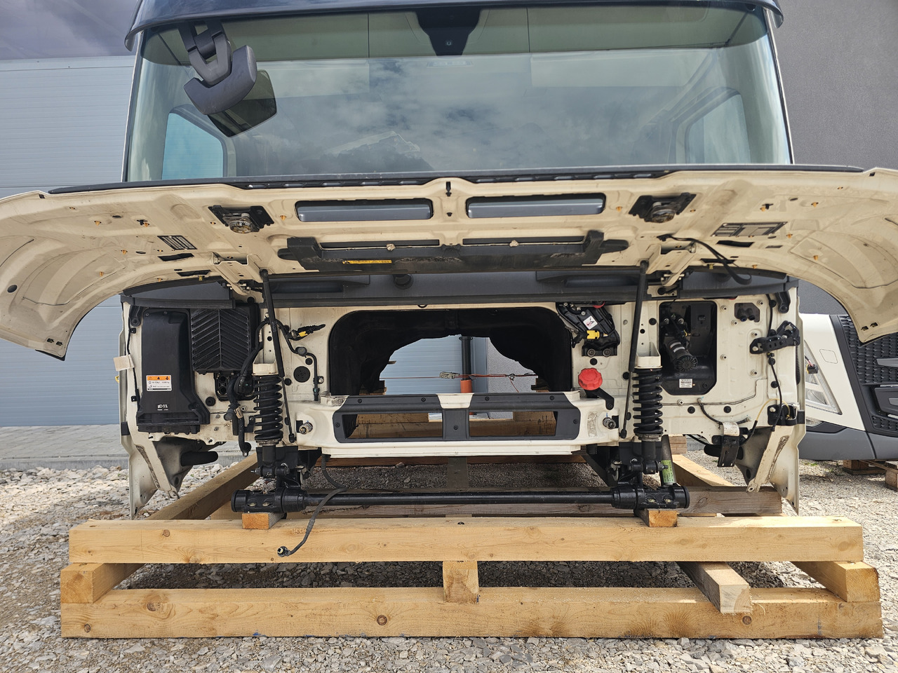 תא VOLVO FM5 LOW ROOF / L2 H1 / COMPLETE CAB / 2022: תמונה 16