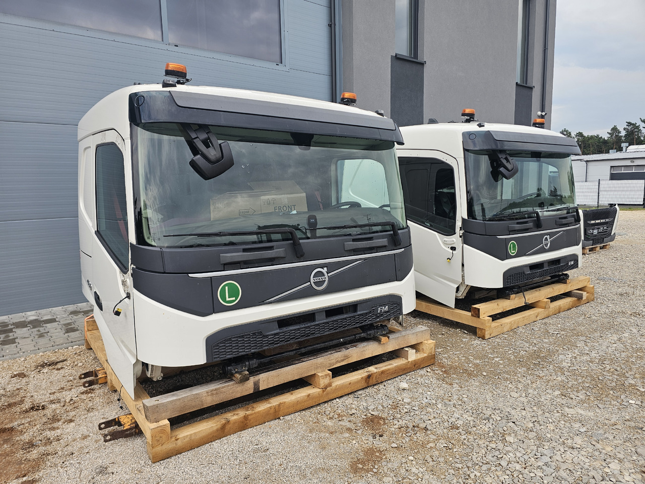 תא VOLVO FM5 LOW ROOF / L2 H1 / COMPLETE CAB / 2022: תמונה 17