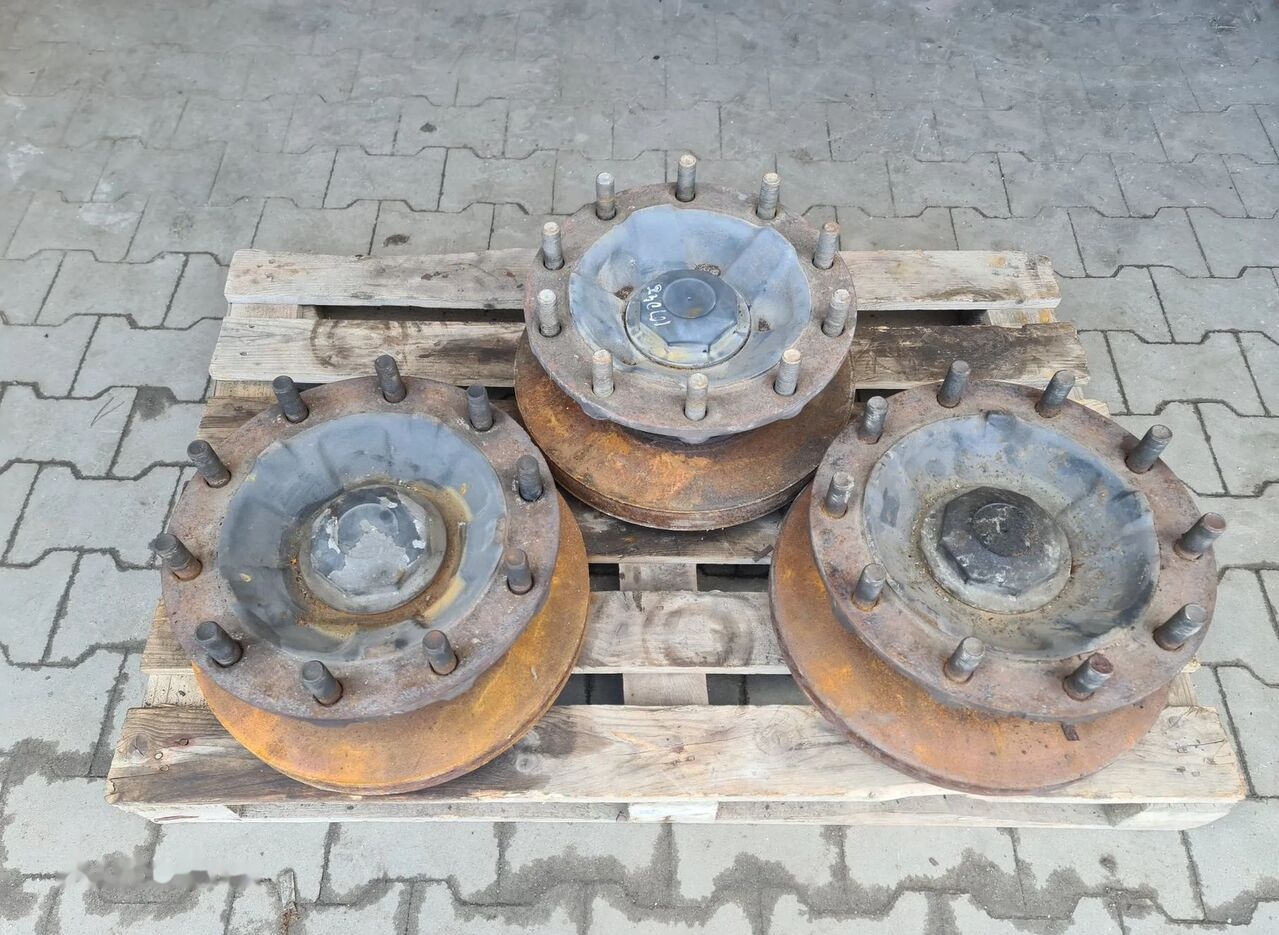 VOLVO RENAULT FRONT HUB 68mm 6.8cm / WORLDWIDE DELIVERY - רכזת גלגלים עבור משאית: תמונה 1 VOLVO RENAULT FRONT HUB 68mm 6.8cm / WORLDWIDE DELIVERY - רכזת גלגלים עבור משאית: תמונה 1