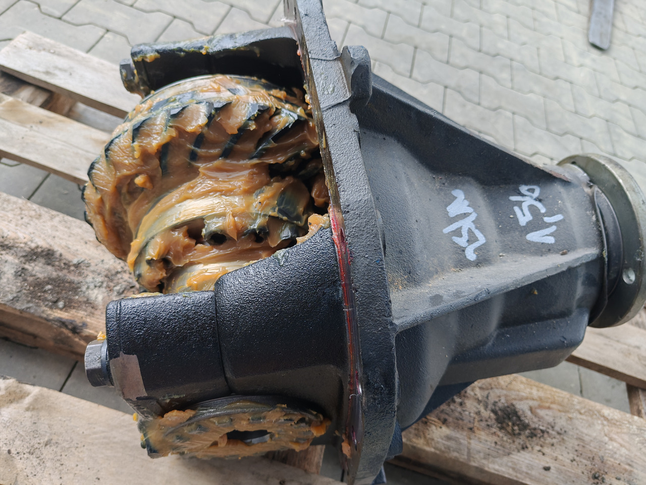 VOLVO RTH2610B / DS70H / RATIO: 1.56 16x25 / DIFFERENTIAL / NEW - סרן אחורי: תמונה 4 VOLVO RTH2610B / DS70H / RATIO: 1.56 16x25 / DIFFERENTIAL / NEW - סרן אחורי: תמונה 4