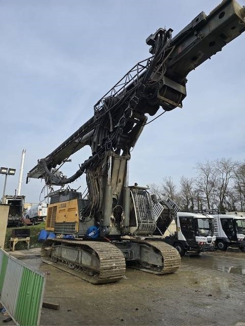 Liebherr LB 28  - נהג קורה: תמונה 3 Liebherr LB 28  - נהג קורה: תמונה 3