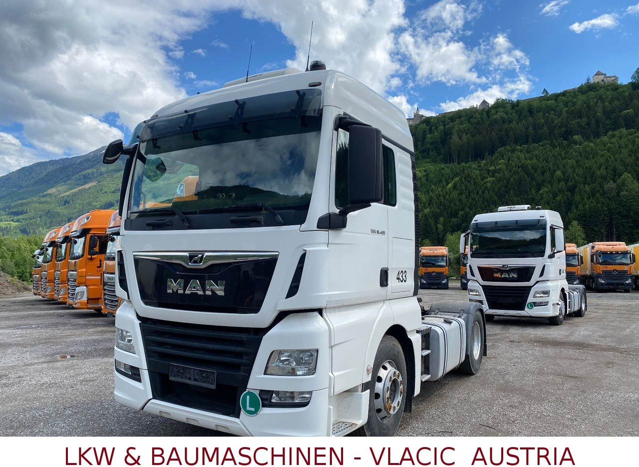 MAN TGX 18.420 (eigengewicht 6939Kg) MAN TGX 18.420 (eigengewicht 6939Kg) - יחידת טרקטור: תמונה 1 MAN TGX 18.420 (eigengewicht 6939Kg) MAN TGX 18.420 (eigengewicht 6939Kg) - יחידת טרקטור: תמונה 1