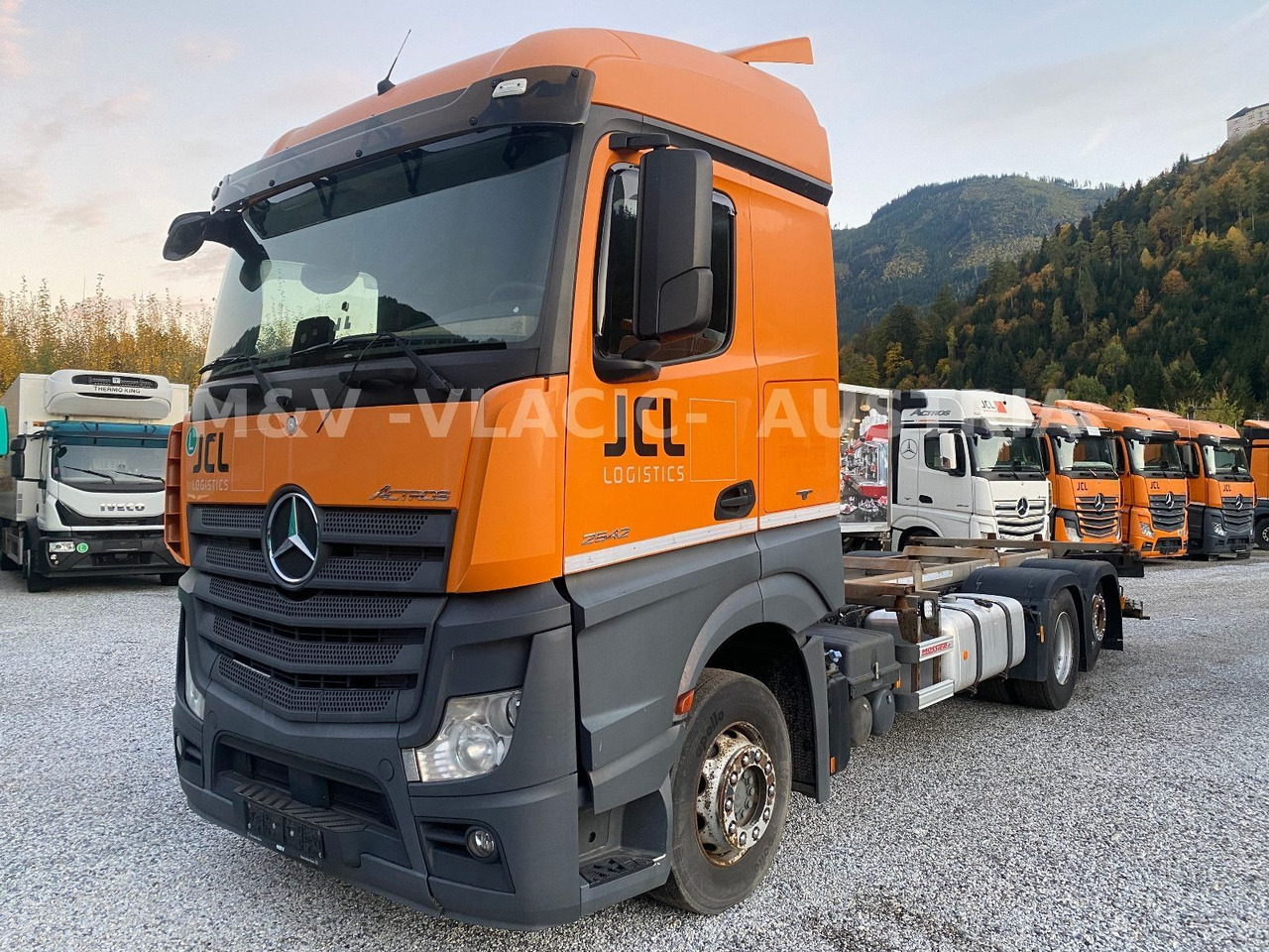 Mercedes-Benz 2542 - מוביל מכולות/ משאית החלפת גוף: תמונה 1 Mercedes-Benz 2542 - מוביל מכולות/ משאית החלפת גוף: תמונה 1