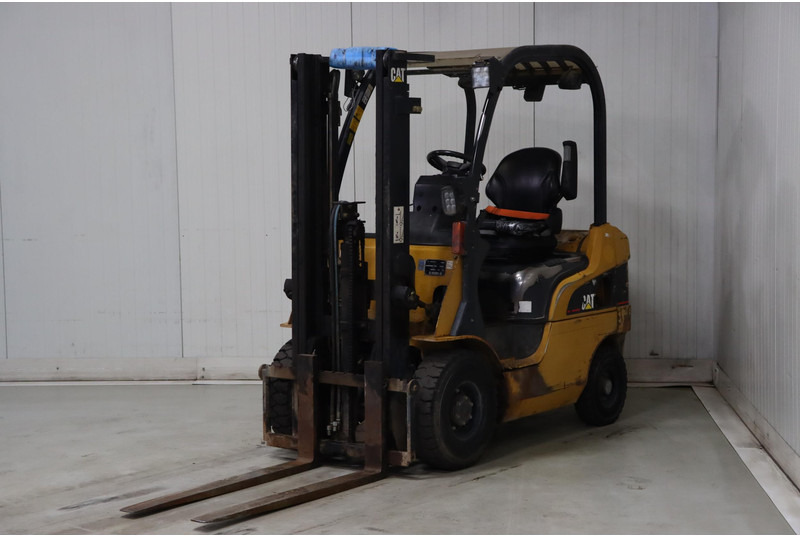 Caterpillar DP18N - מלגזת סולר: תמונה 3 Caterpillar DP18N - מלגזת סולר: תמונה 3