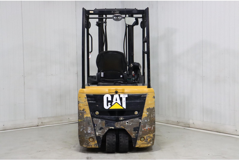 Caterpillar EP20PNT - מלגזה חשמלית: תמונה 2 Caterpillar EP20PNT - מלגזה חשמלית: תמונה 2