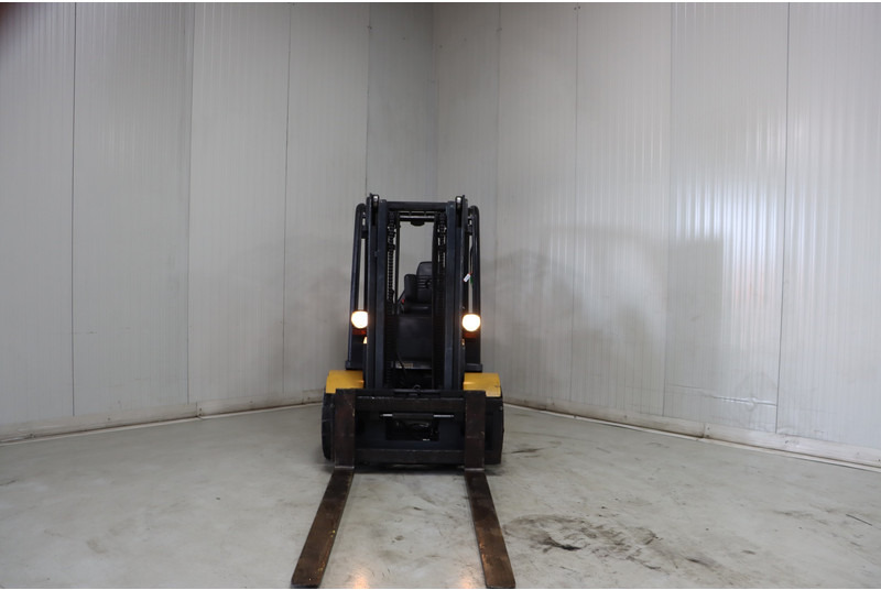 Caterpillar EP50 - מלגזה חשמלית: תמונה 4 Caterpillar EP50 - מלגזה חשמלית: תמונה 4