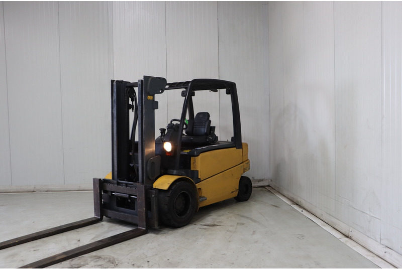 Caterpillar EP50 - מלגזה חשמלית: תמונה 5 Caterpillar EP50 - מלגזה חשמלית: תמונה 5