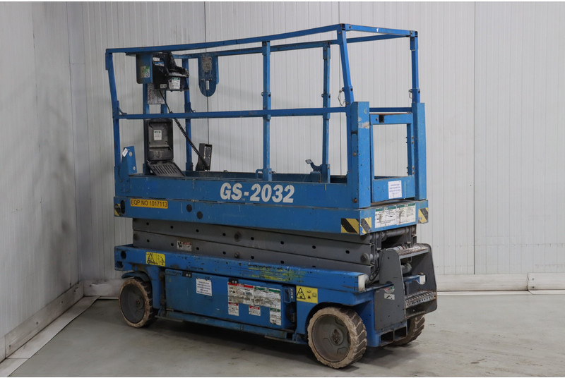 Genie GS-2032 - מעלית מספריים: תמונה 2 Genie GS-2032 - מעלית מספריים: תמונה 2