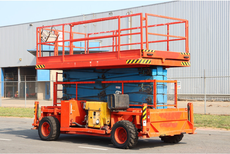 Holland lift B-195DL25 - מעלית מספריים: תמונה 5 Holland lift B-195DL25 - מעלית מספריים: תמונה 5