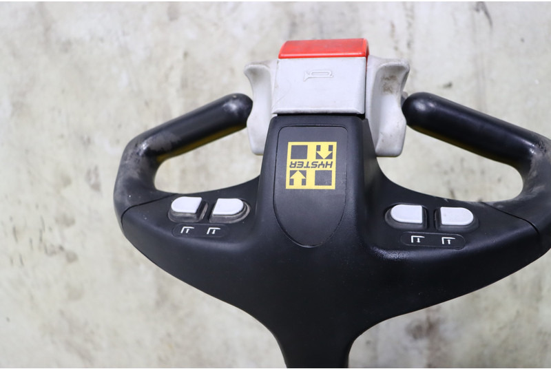 Hyster P1.8 - משאית משטחים: תמונה 2 Hyster P1.8 - משאית משטחים: תמונה 2