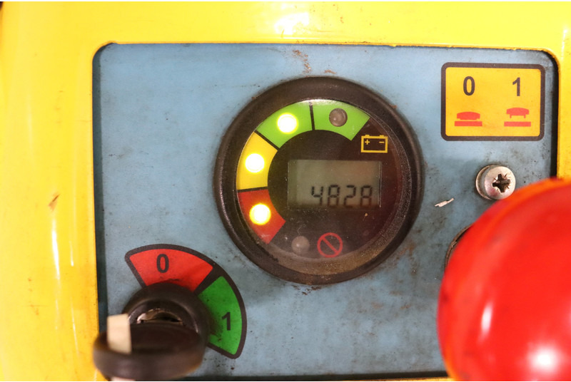 Hyster P1.8 - משאית משטחים: תמונה 4 Hyster P1.8 - משאית משטחים: תמונה 4