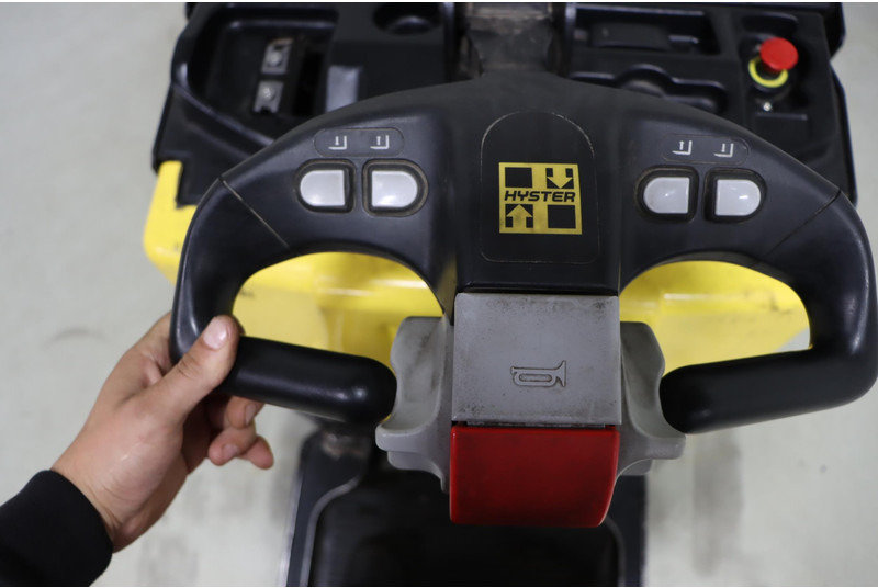 משאית משטחים Hyster P2.0S FBW: תמונה 9