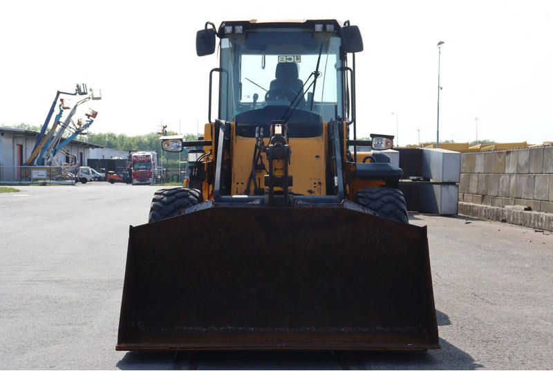 JCB 427 a5 zx - מעמיס: תמונה 3 JCB 427 a5 zx - מעמיס: תמונה 3