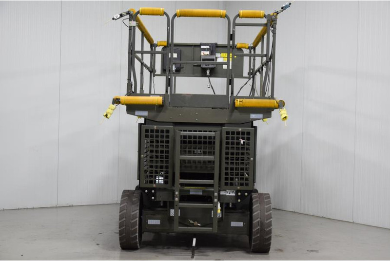 מעלית מספריים JLG M3369: תמונה 8