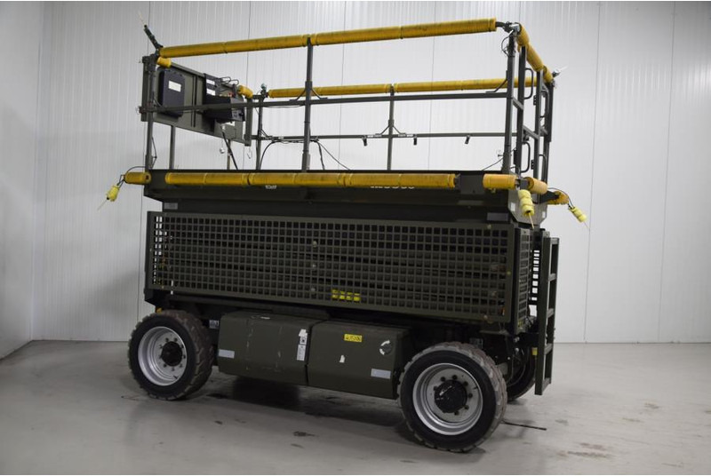 מעלית מספריים JLG M3369: תמונה 7