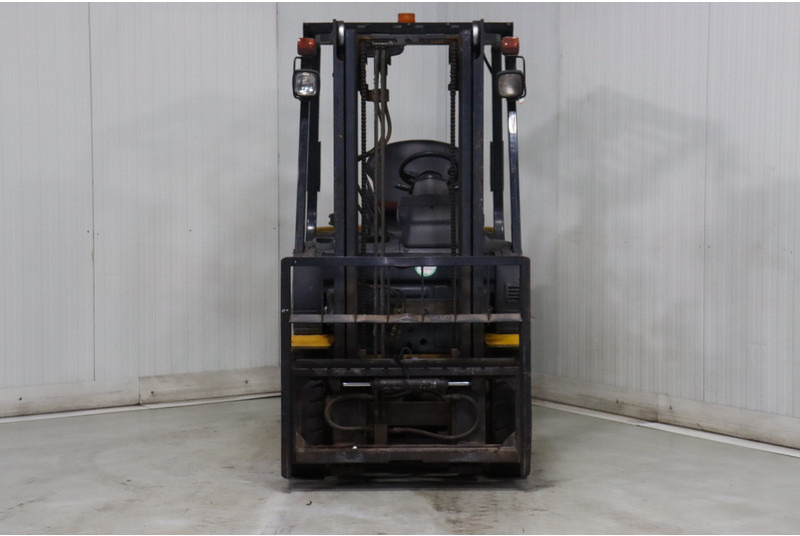 Komatsu FD18T-20 - מלגזת סולר: תמונה 3 Komatsu FD18T-20 - מלגזת סולר: תמונה 3