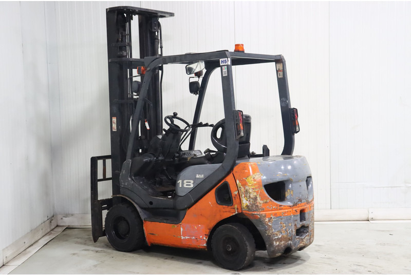 Komatsu FD18T-20 - מלגזת סולר: תמונה 5 Komatsu FD18T-20 - מלגזת סולר: תמונה 5