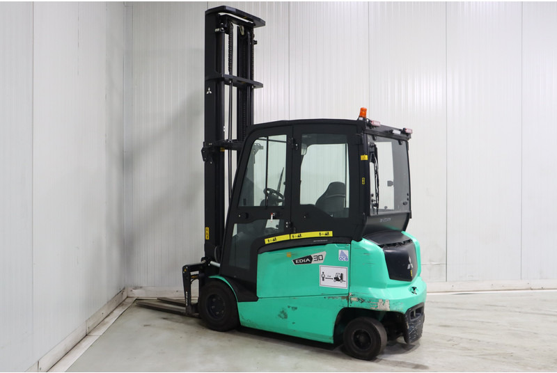 Mitsubishi FB30N - מלגזה חשמלית: תמונה 5 Mitsubishi FB30N - מלגזה חשמלית: תמונה 5