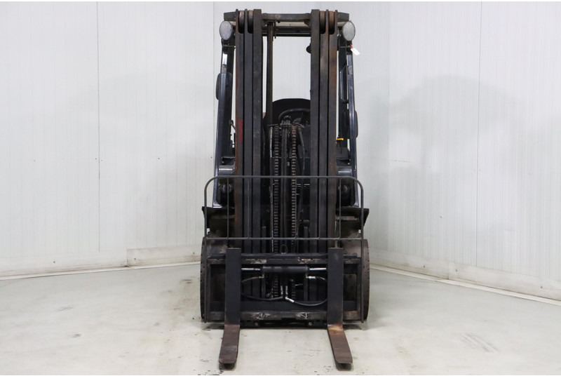 Nissan U1D2A20LQ - מלגזת LPG: תמונה 2 Nissan U1D2A20LQ - מלגזת LPG: תמונה 2