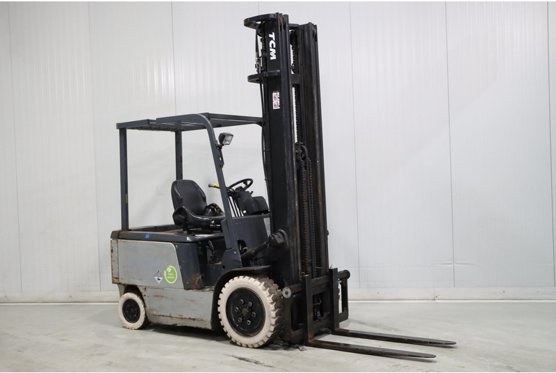 TCM FB30-7 - מלגזה חשמלית: תמונה 1 TCM FB30-7 - מלגזה חשמלית: תמונה 1