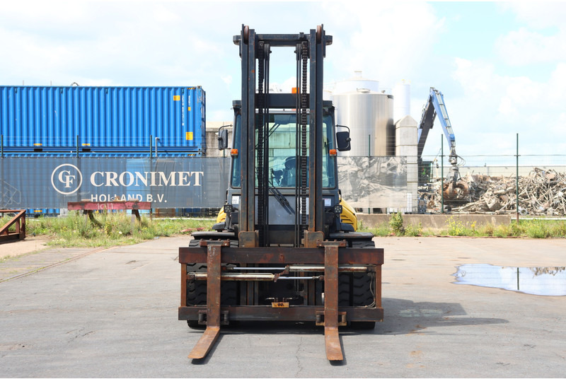TCM FD80-2 - מלגזת סולר: תמונה 3 TCM FD80-2 - מלגזת סולר: תמונה 3