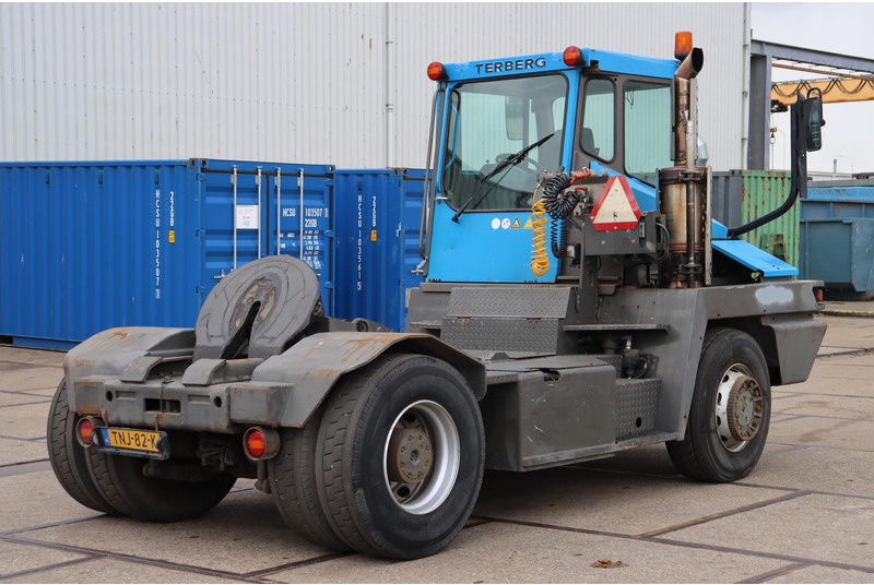 Terberg RT222 - טרקטור מסוף: תמונה 2 Terberg RT222 - טרקטור מסוף: תמונה 2