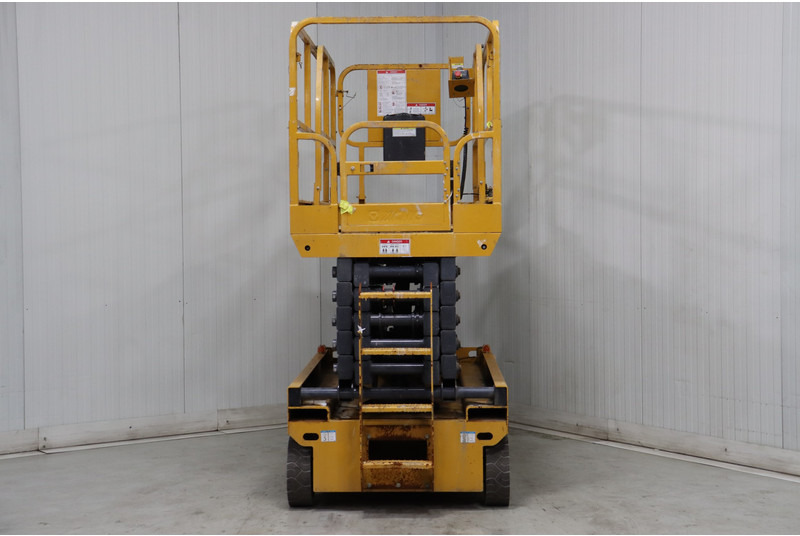XCMG XG1412AC - מעלית מספריים: תמונה 3 XCMG XG1412AC - מעלית מספריים: תמונה 3