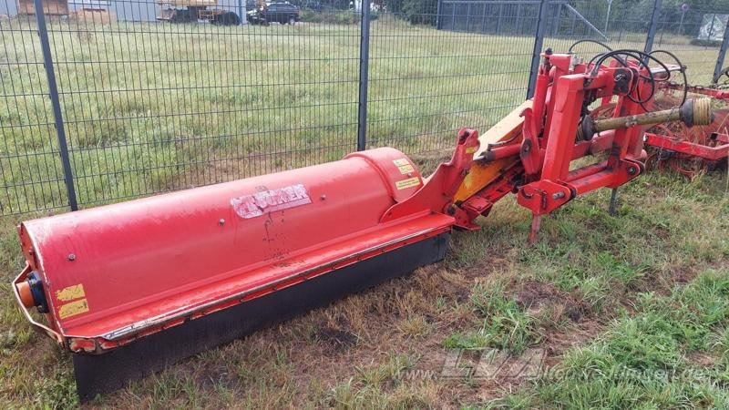 Dücker USM 21 Heck-Seitenmulcher - מכסחת שוליים: תמונה 2 Dücker USM 21 Heck-Seitenmulcher - מכסחת שוליים: תמונה 2