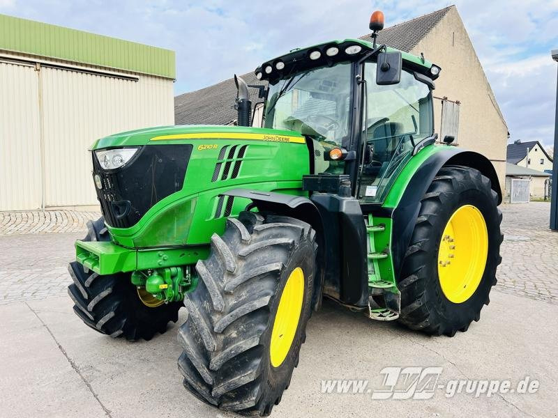 John Deere 6210R - טרקטור חקלאי: תמונה 1 John Deere 6210R - טרקטור חקלאי: תמונה 1