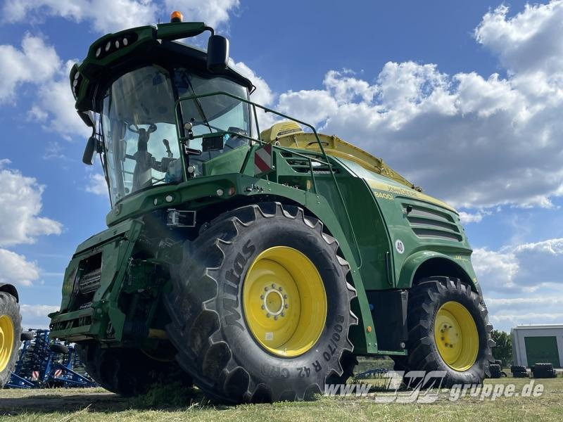 John Deere 8400 - טרקטור חקלאי: תמונה 3 John Deere 8400 - טרקטור חקלאי: תמונה 3