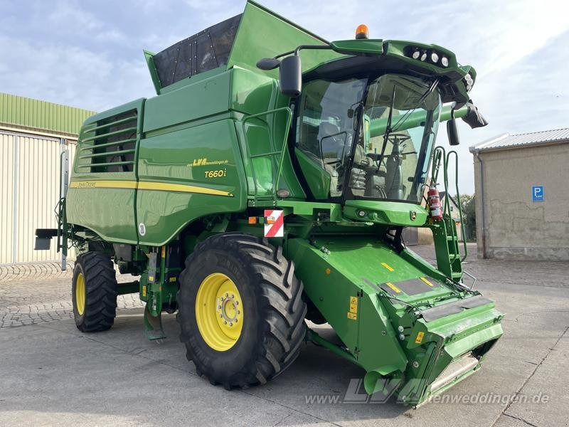 John Deere T660i - מקצרת קומבינה: תמונה 2 John Deere T660i - מקצרת קומבינה: תמונה 2