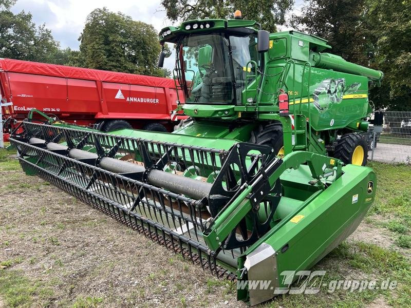 John Deere T670 i - מקצרת קומבינה: תמונה 1 John Deere T670 i - מקצרת קומבינה: תמונה 1