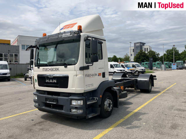 MAN TGM 12.290 4X2 LL - משאית עם שלדת תא: תמונה 1 MAN TGM 12.290 4X2 LL - משאית עם שלדת תא: תמונה 1