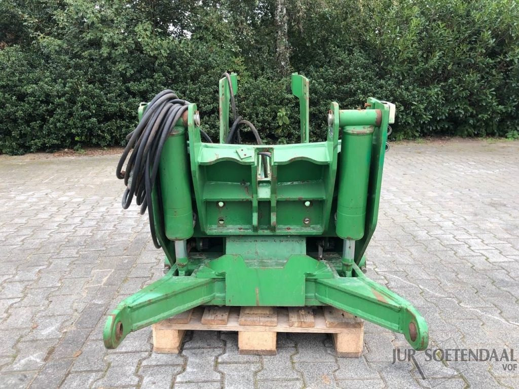JOHN DEERE frontlinkage - טרקטור חקלאי: תמונה 1 JOHN DEERE frontlinkage - טרקטור חקלאי: תמונה 1