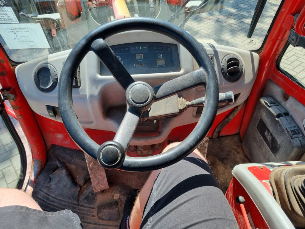 מעמיס גלגלים KOMATSU WA70-5: תמונה 11