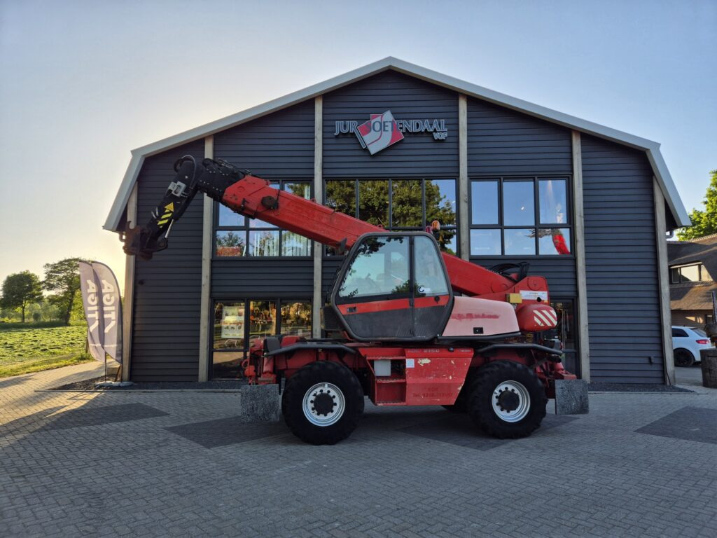 MANITOU MRT 2150 M-series - מפעיל טלסקופי: תמונה 1 MANITOU MRT 2150 M-series - מפעיל טלסקופי: תמונה 1