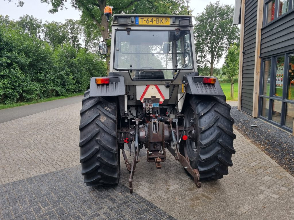 MASSEY FERGUSON 390 - טרקטור חקלאי: תמונה 4 MASSEY FERGUSON 390 - טרקטור חקלאי: תמונה 4