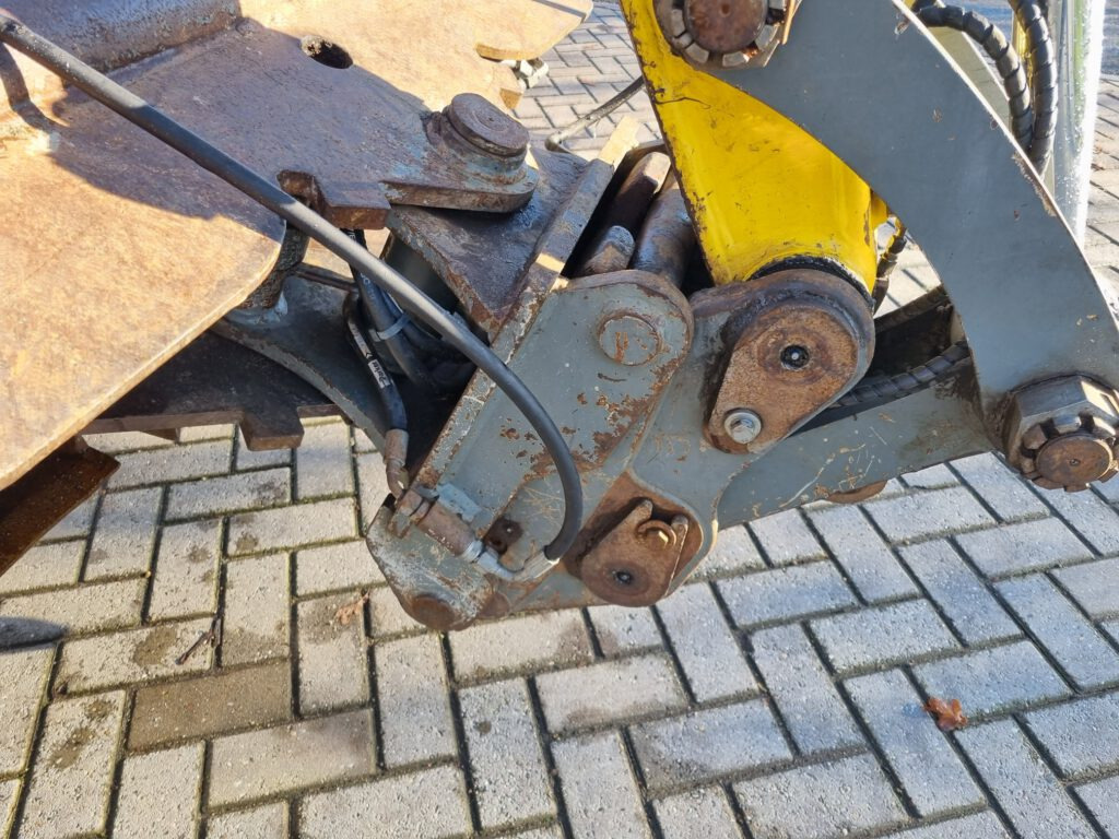מחפר גלגלים NEUSON 9503: תמונה 13