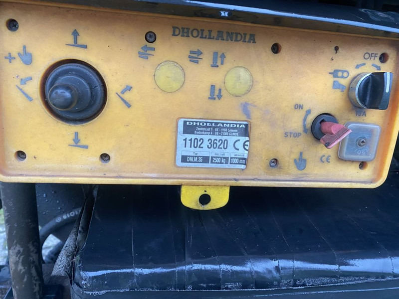 הַחכָּרָה Krone | SCHUIFZEIL | 2500 KG LAADKLEP | STUUR-AS | LIFT-AS | Krone | SCHUIFZEIL | 2500 KG LAADKLEP | STUUR-AS | LIFT-AS |: תמונה 17