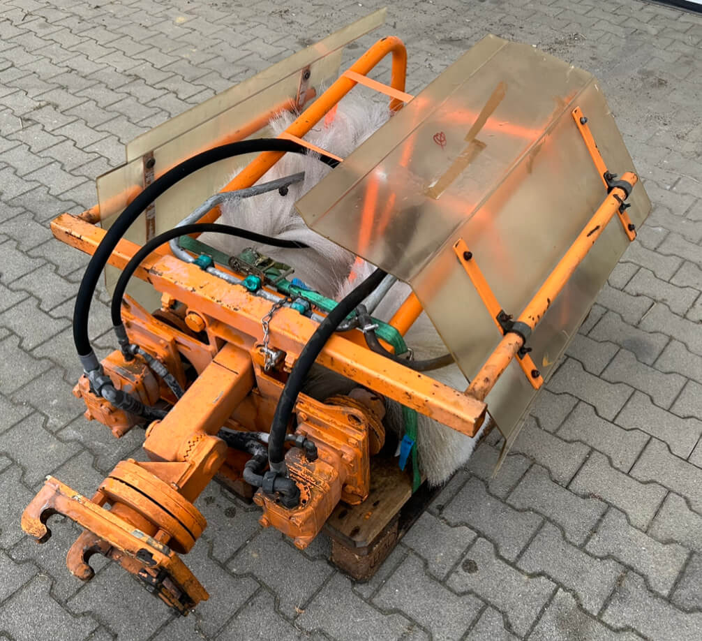 Unimog Doppelwaschbürste Mulag DWB - צרופה: תמונה 3 Unimog Doppelwaschbürste Mulag DWB - צרופה: תמונה 3