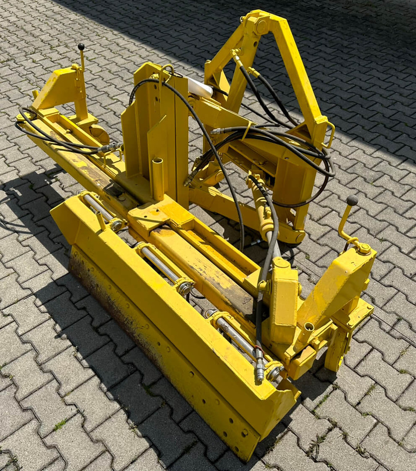 Unimog Frontanbau-Gräder Söder IA02093 - להב: תמונה 2 Unimog Frontanbau-Gräder Söder IA02093 - להב: תמונה 2