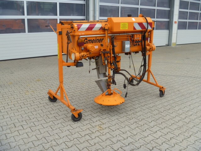 Unimog Salzstreuer Gmeiner DK WA 24V - מפזר חול/ מלח: תמונה 1 Unimog Salzstreuer Gmeiner DK WA 24V - מפזר חול/ מלח: תמונה 1