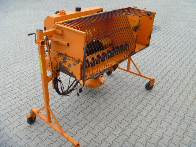Unimog Salzstreuer Gmeiner DK WA 24V - מפזר חול/ מלח: תמונה 3 Unimog Salzstreuer Gmeiner DK WA 24V - מפזר חול/ מלח: תמונה 3