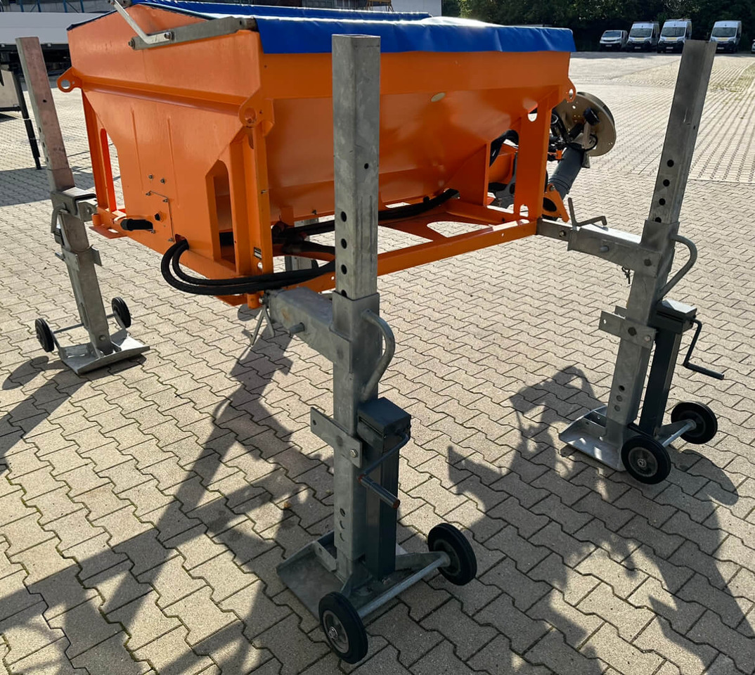 Unimog Salzstreuer KüpperWeisser IMSSN J15012 H - מפזר חול/ מלח: תמונה 5 Unimog Salzstreuer KüpperWeisser IMSSN J15012 H - מפזר חול/ מלח: תמונה 5